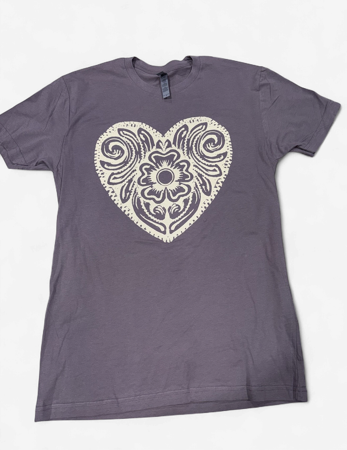 WOMEN'S PURPLE VAL WEST CONCHO HEART S/S TEE