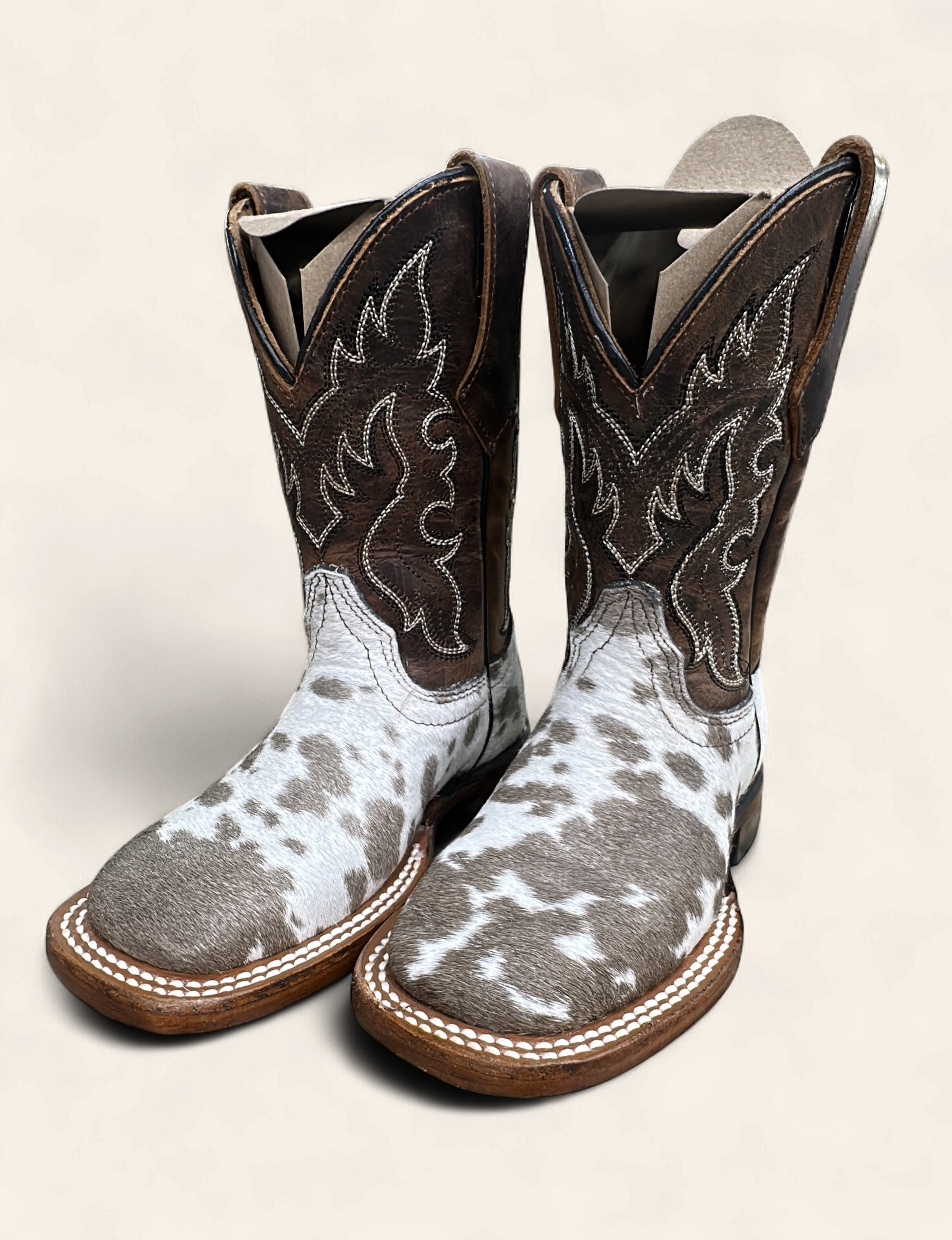 N-306 | LOS TEXANOS COWHIDE PELO MORO NEGRO/BCO KIDS BOOTS