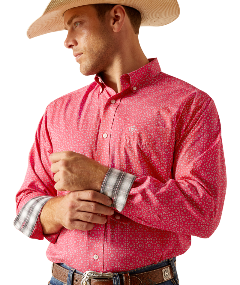 10051473 | ARIAT MEN'S WRINKLE FREE BRENNAN L/S SHIRT - PINK